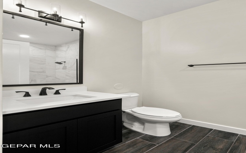 312 EMERALD SPACE Place, El Paso, TX 79928, 5 Habitaciones Habitaciones , ,3 BañosBaños,Residential,En Venta,312 EMERALD SPACE Place,924050