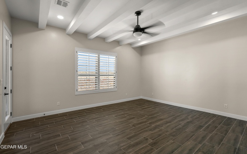 312 EMERALD SPACE Place, El Paso, TX 79928, 5 Habitaciones Habitaciones , ,3 BañosBaños,Residential,En Venta,312 EMERALD SPACE Place,924050