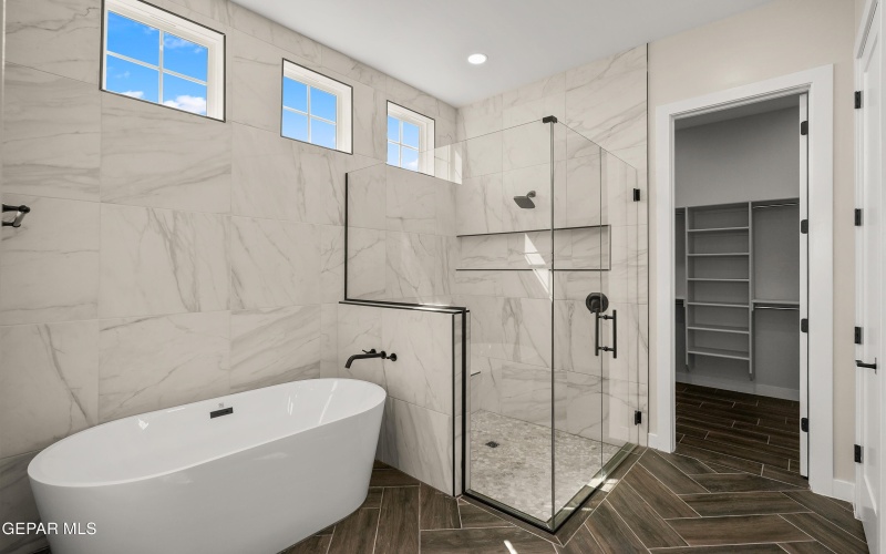 312 EMERALD SPACE Place, El Paso, TX 79928, 5 Habitaciones Habitaciones , ,3 BañosBaños,Residential,En Venta,312 EMERALD SPACE Place,924050