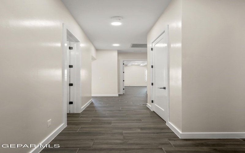 312 EMERALD SPACE Place, El Paso, TX 79928, 5 Habitaciones Habitaciones , ,3 BañosBaños,Residential,En Venta,312 EMERALD SPACE Place,924050
