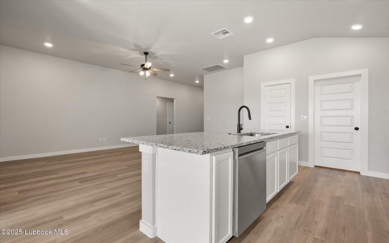 2904 Durham Avenue, Wolfforth, TX 79382, 3 Habitaciones Habitaciones , ,2 BañosBaños,Residential,En Venta,2904 Durham Avenue,202555895