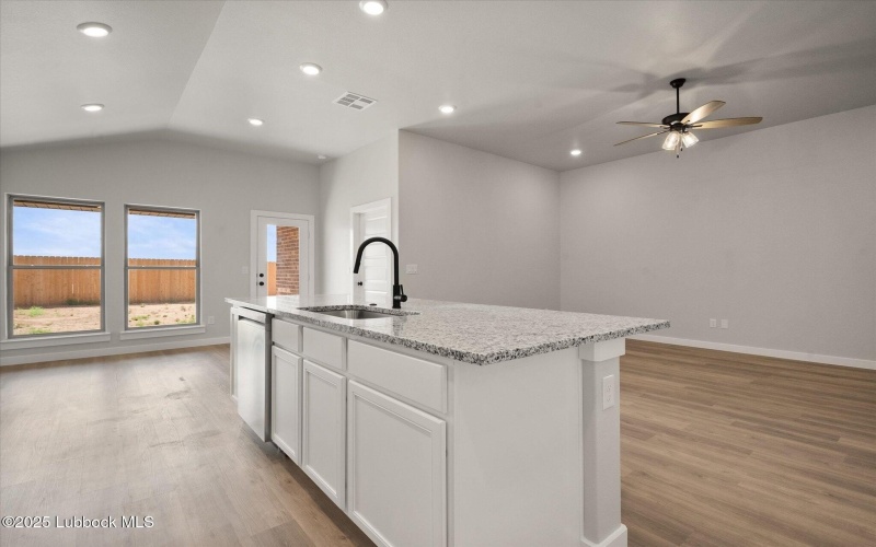 2904 Durham Avenue, Wolfforth, TX 79382, 3 Habitaciones Habitaciones , ,2 BañosBaños,Residential,En Venta,2904 Durham Avenue,202555895