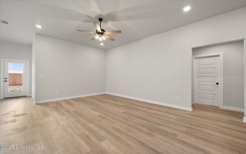 2904 Durham Avenue, Wolfforth, TX 79382, 3 Habitaciones Habitaciones , ,2 BañosBaños,Residential,En Venta,2904 Durham Avenue,202555895