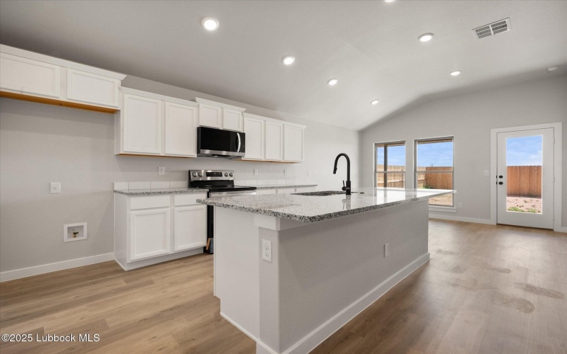 2904 Durham Avenue, Wolfforth, TX 79382, 3 Habitaciones Habitaciones , ,2 BañosBaños,Residential,En Venta,2904 Durham Avenue,202555895