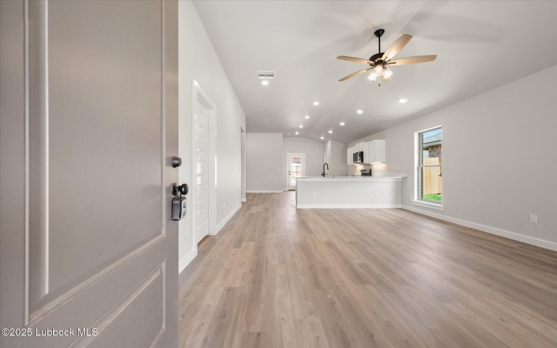 2907 Durham Avenue, Wolfforth, TX 79382, 3 Habitaciones Habitaciones , ,2 BañosBaños,Residential,En Venta,2907 Durham Avenue,202555896