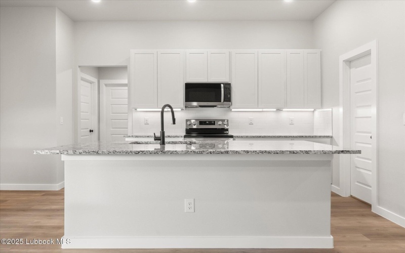 2316 133rd Street, Lubbock, TX 79423, 4 Habitaciones Habitaciones , ,2 BañosBaños,Residential,En Venta,2316 133rd Street,202555902