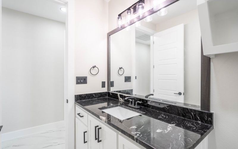 226 Bella Vista Circle, Odessa, TX 79765, 4 Habitaciones Habitaciones , ,3 BañosBaños,Residential,En Venta,226 Bella Vista Circle,0,160753