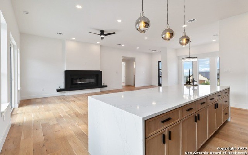 463 Hannah Ln, Boerne, TX 78006, 4 Bedrooms Bedrooms, ,5 BathroomsBathrooms,Residential,For Sale,463 Hannah Ln,1873259