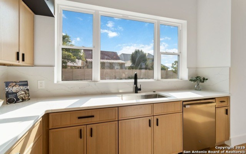 463 Hannah Ln, Boerne, TX 78006, 4 Bedrooms Bedrooms, ,5 BathroomsBathrooms,Residential,For Sale,463 Hannah Ln,1873259