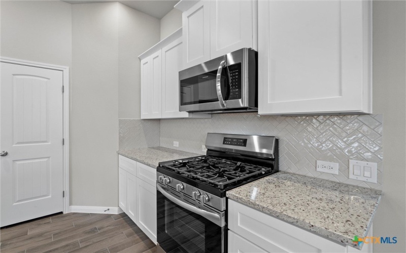 321 Stellar Wind Drive, Georgetown, TX 78628, 3 Bedrooms Bedrooms, ,2 BathroomsBathrooms,Residential,For Sale,321 Stellar Wind Drive,567119