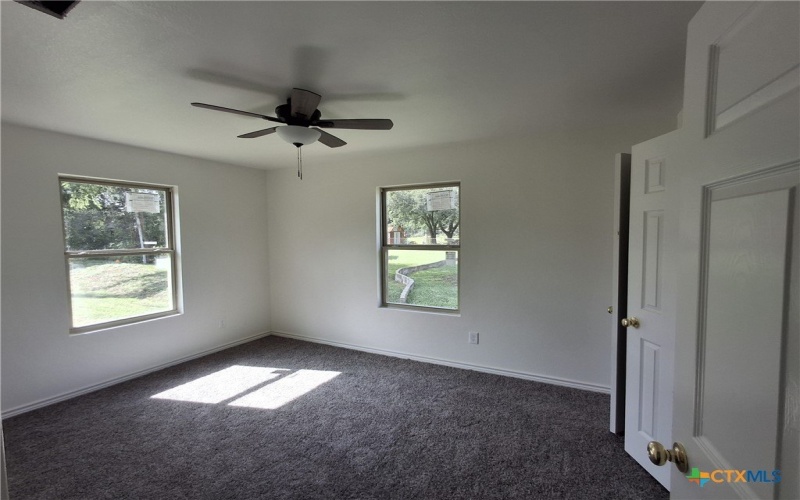 1617 E Miller St, Belton, TX 76513, 3 Bedrooms Bedrooms, ,2 BathroomsBathrooms,Residential,For Sale,1617 E Miller St,582274