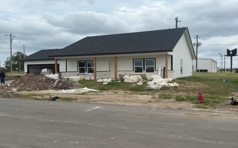 1539 E Maryville Loop, Beeville, TX 78102, 3 Bedrooms Bedrooms, ,2 BathroomsBathrooms,Residential,For Sale,1539 E Maryville Loop,113426