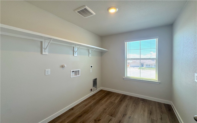 3406 Tanzanite Drive, Corpus Christi, TX 78414, 4 Bedrooms Bedrooms, ,3 BathroomsBathrooms,Residential,For Sale,3406 Tanzanite Drive,0,460279