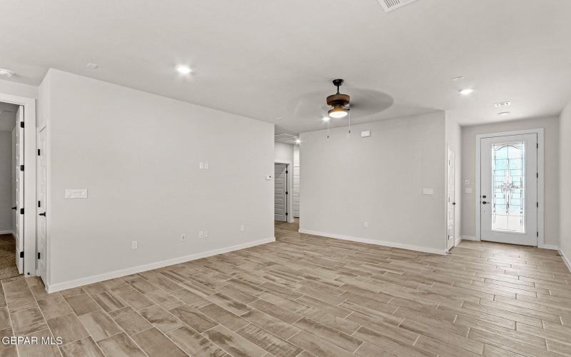 9920 Marie Ann Place, Socorro, TX 79927, 3 Bedrooms Bedrooms, ,2 BathroomsBathrooms,Residential,For Sale,9920 Marie Ann Place,923303
