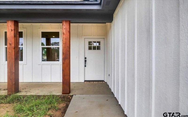 1002 E Main St, Whitehouse, TX 75791, 3 Bedrooms Bedrooms, ,2 BathroomsBathrooms,Residential,For Sale,1002 E Main St,0,25008696