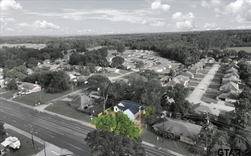 1002 E Main St, Whitehouse, TX 75791, 3 Bedrooms Bedrooms, ,2 BathroomsBathrooms,Residential,For Sale,1002 E Main St,0,25008696