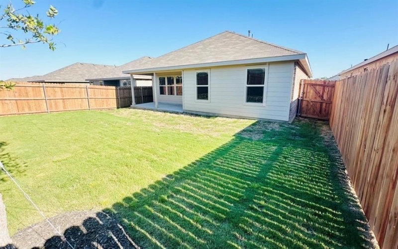 4136 TWISTED CREEK Drive, Fort Worth, TX 76036, 4 Habitaciones Habitaciones , ,2 BañosBaños,Residential,En Venta,4136 TWISTED CREEK Drive,20903331
