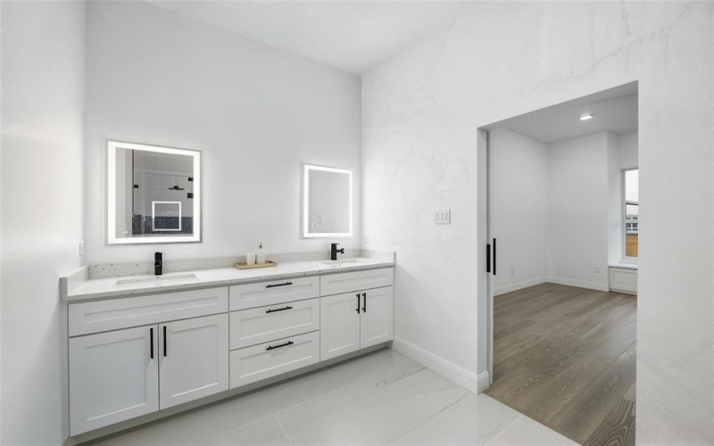 3220 N Houston, Fort Worth, TX 76106, 3 Bedrooms Bedrooms, ,2 BathroomsBathrooms,Residential,For Sale,3220 N Houston,0,20909579