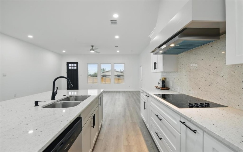 3220 N Houston, Fort Worth, TX 76106, 3 Bedrooms Bedrooms, ,2 BathroomsBathrooms,Residential,For Sale,3220 N Houston,0,20909579