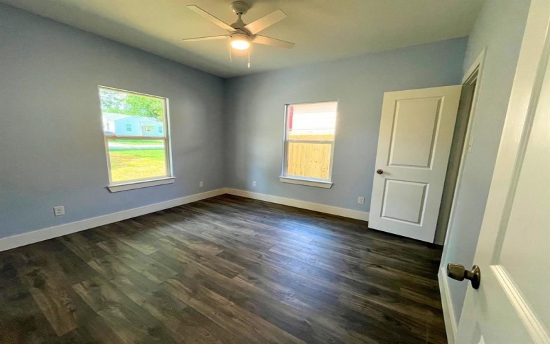 1317 E Tucker Street, Fort Worth, TX 76104, 4 Bedrooms Bedrooms, ,2 BathroomsBathrooms,Residential,For Sale,1317 E Tucker Street,20938981