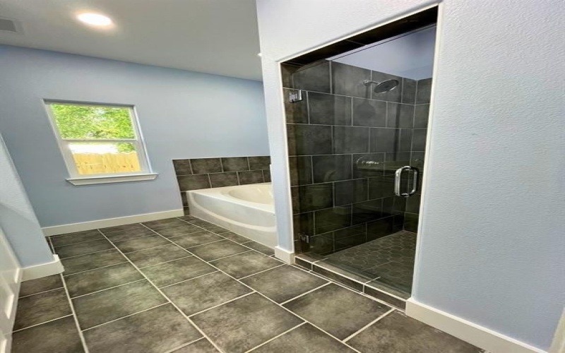 1317 E Tucker Street, Fort Worth, TX 76104, 4 Bedrooms Bedrooms, ,2 BathroomsBathrooms,Residential,For Sale,1317 E Tucker Street,20938981