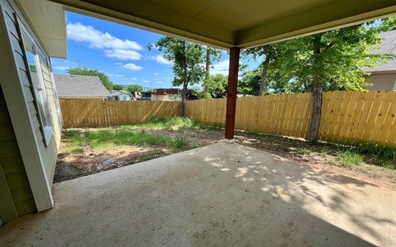 1317 E Tucker Street, Fort Worth, TX 76104, 4 Bedrooms Bedrooms, ,2 BathroomsBathrooms,Residential,For Sale,1317 E Tucker Street,20938981
