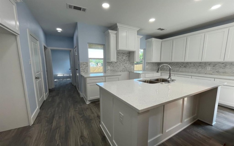 1317 E Tucker Street, Fort Worth, TX 76104, 4 Bedrooms Bedrooms, ,2 BathroomsBathrooms,Residential,For Sale,1317 E Tucker Street,20938981