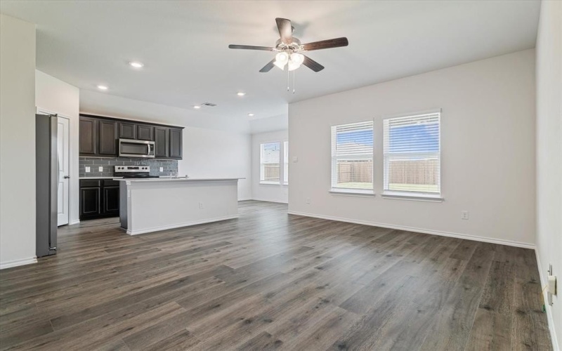 220 Weatherboard Drive, Nevada, TX 75173, 3 Bedrooms Bedrooms, ,2 BathroomsBathrooms,Residential,For Sale,220 Weatherboard Drive,20948929
