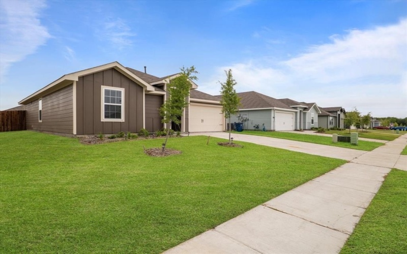 220 Weatherboard Drive, Nevada, TX 75173, 3 Bedrooms Bedrooms, ,2 BathroomsBathrooms,Residential,For Sale,220 Weatherboard Drive,20948929