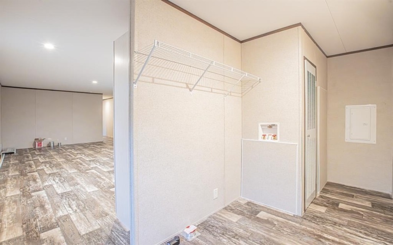 512 Beverly Road, Azle, TX 76020, 3 Bedrooms Bedrooms, ,2 BathroomsBathrooms,Residential,For Sale,512 Beverly Road,20955719