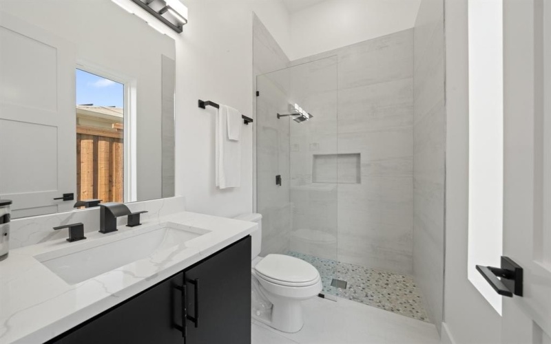4233 Skillman Street, Dallas, TX 75206, 5 Habitaciones Habitaciones , ,5 BañosBaños,Residential,En Venta,4233 Skillman Street,20956664