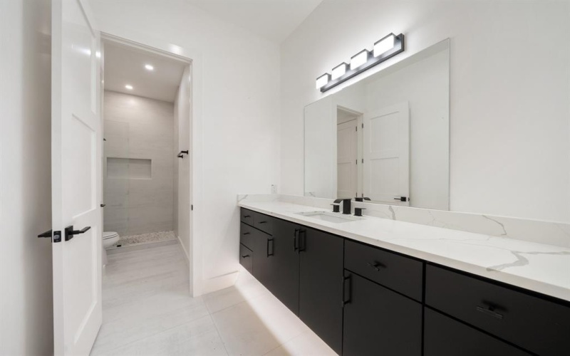 4233 Skillman Street, Dallas, TX 75206, 5 Habitaciones Habitaciones , ,5 BañosBaños,Residential,En Venta,4233 Skillman Street,20956664