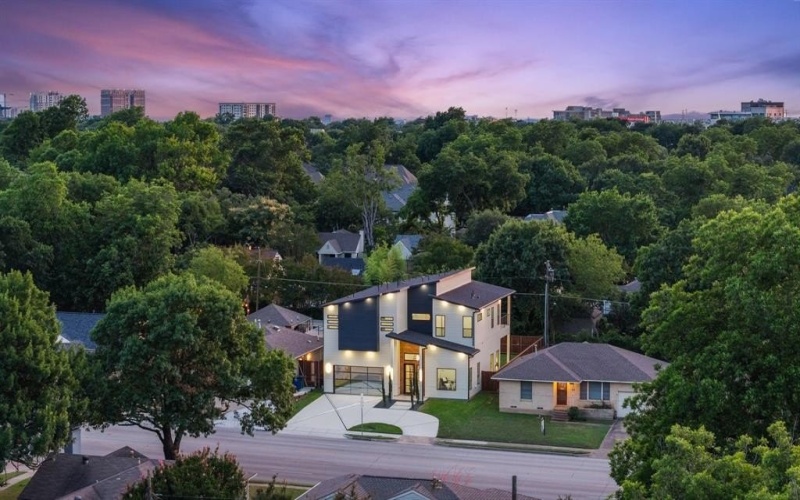 4233 Skillman Street, Dallas, TX 75206, 5 Habitaciones Habitaciones , ,5 BañosBaños,Residential,En Venta,4233 Skillman Street,20956664