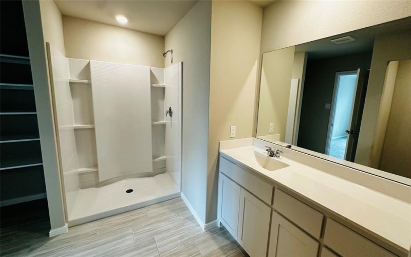 380 WILDROSE Circle, Cleburne, TX 76033, 4 Bedrooms Bedrooms, ,2 BathroomsBathrooms,Residential,For Sale,380 WILDROSE Circle,20960056
