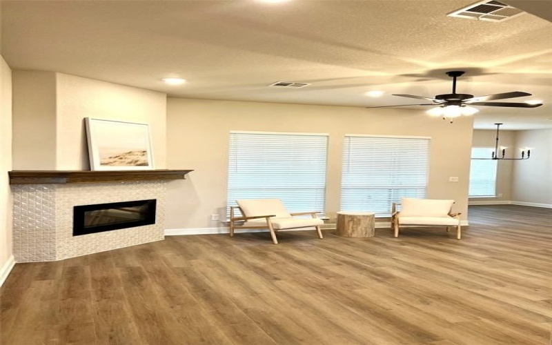 358 Frederick Drive, Robinson, TX 76706, 3 Habitaciones Habitaciones , ,2 BañosBaños,Residential,En Venta,358 Frederick Drive,20960435