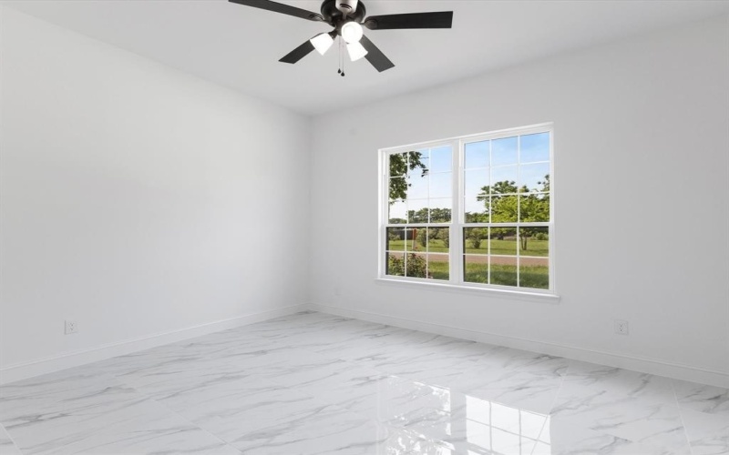 143 LBJ Ranch Road, Trinidad, TX 75163, 3 Bedrooms Bedrooms, ,2 BathroomsBathrooms,Residential,For Sale,143 LBJ Ranch Road,20960555