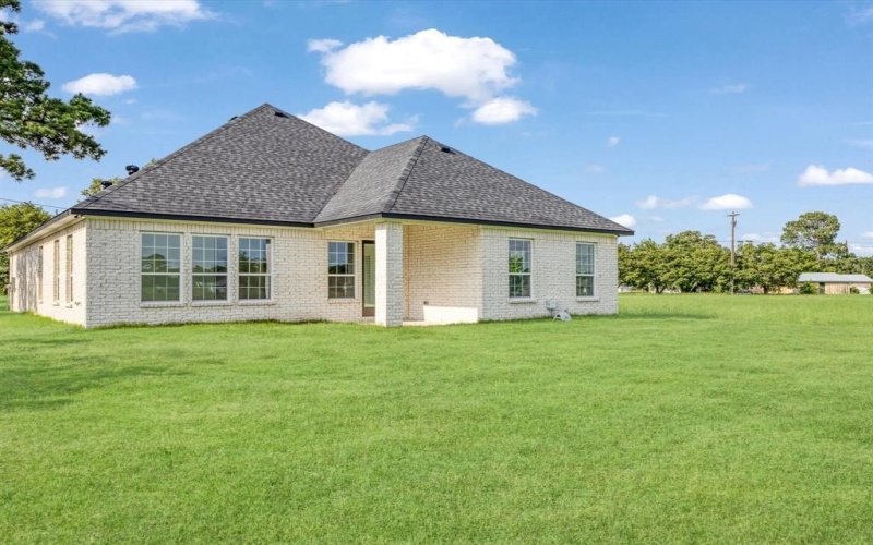143 LBJ Ranch Road, Trinidad, TX 75163, 3 Bedrooms Bedrooms, ,2 BathroomsBathrooms,Residential,For Sale,143 LBJ Ranch Road,20960555