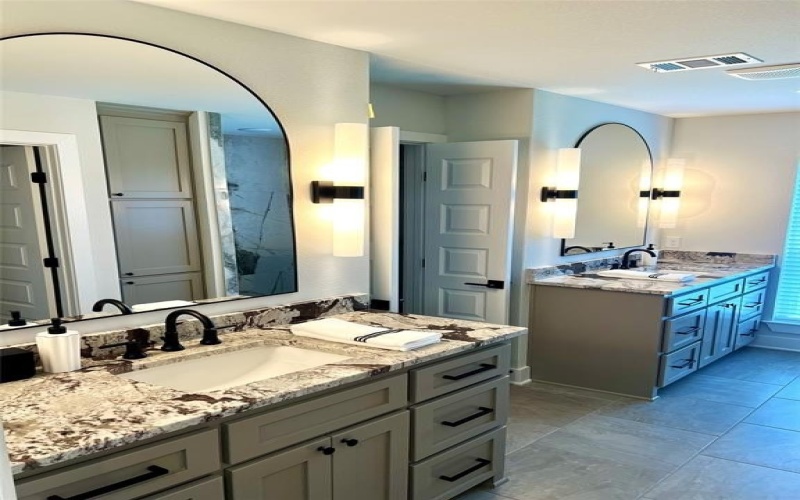 925 Northern Dancer Drive, Hewitt, TX 76643, 3 Bedrooms Bedrooms, ,2 BathroomsBathrooms,Residential,For Sale,925 Northern Dancer Drive,0,20960570