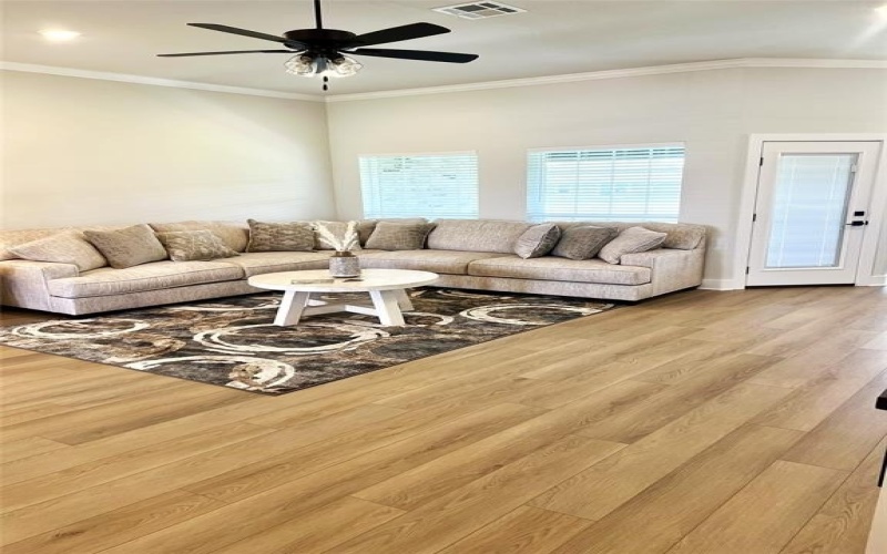 925 Northern Dancer Drive, Hewitt, TX 76643, 3 Bedrooms Bedrooms, ,2 BathroomsBathrooms,Residential,For Sale,925 Northern Dancer Drive,0,20960570