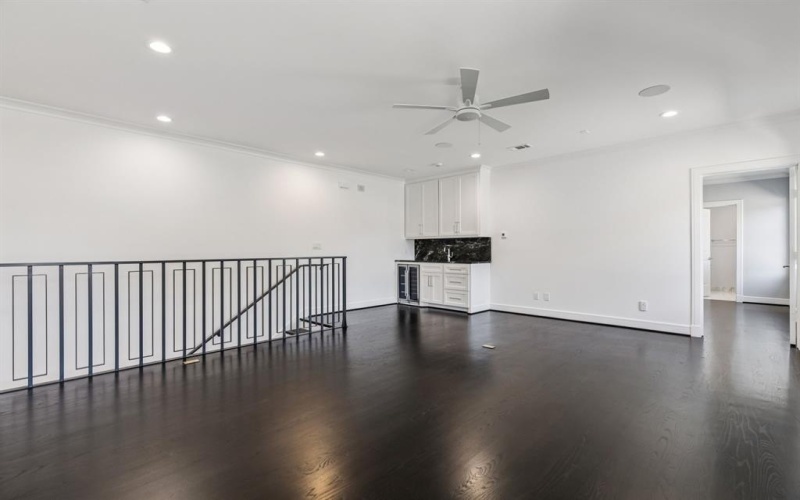 4013 Prescott Avenue, Dallas, TX 75219, 4 Habitaciones Habitaciones , ,5 BañosBaños,Residential,En Venta,4013 Prescott Avenue,20960968