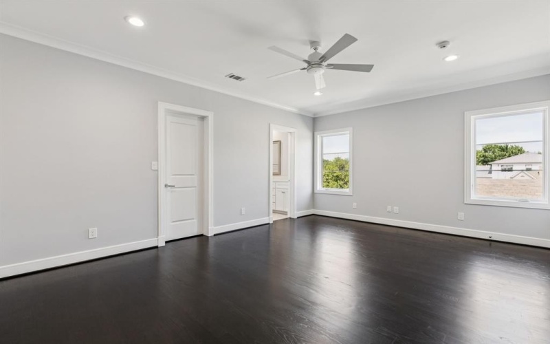4013 Prescott Avenue, Dallas, TX 75219, 4 Habitaciones Habitaciones , ,5 BañosBaños,Residential,En Venta,4013 Prescott Avenue,20960968