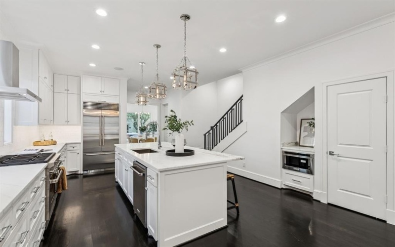 4013 Prescott Avenue, Dallas, TX 75219, 4 Habitaciones Habitaciones , ,5 BañosBaños,Residential,En Venta,4013 Prescott Avenue,20960968
