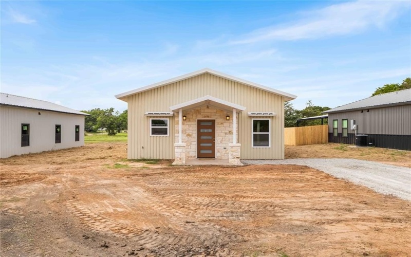 1109 E Navarro Avenue, Mart, TX 76664, 3 Bedrooms Bedrooms, ,2 BathroomsBathrooms,Residential,For Sale,1109 E Navarro Avenue,20961014