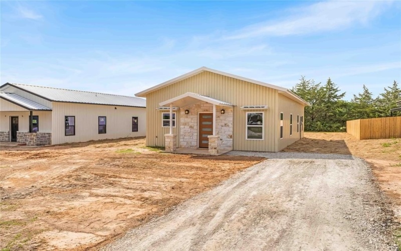 1109 E Navarro Avenue, Mart, TX 76664, 3 Bedrooms Bedrooms, ,2 BathroomsBathrooms,Residential,For Sale,1109 E Navarro Avenue,20961014