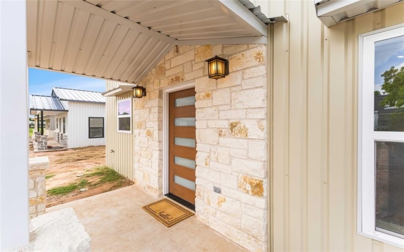 1109 E Navarro Avenue, Mart, TX 76664, 3 Bedrooms Bedrooms, ,2 BathroomsBathrooms,Residential,For Sale,1109 E Navarro Avenue,20961014