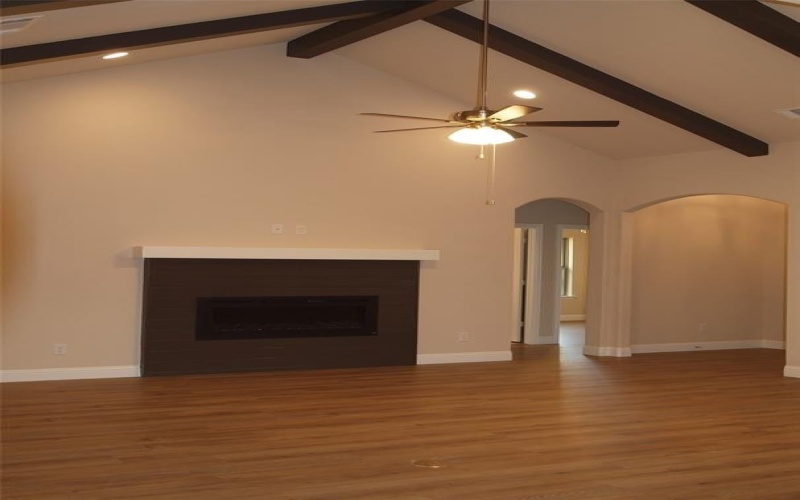 701 Raylan Street, Springtown, TX 76082, 4 Bedrooms Bedrooms, ,2 BathroomsBathrooms,Residential,For Sale,701 Raylan Street,20961043