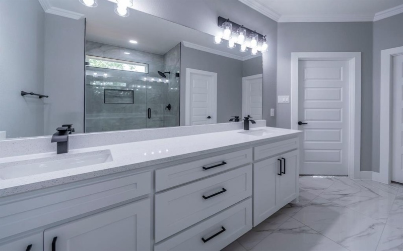 2021 Ash Hill Road, Carrollton, TX 75007, 3 Habitaciones Habitaciones , ,2 BañosBaños,Residential,En Venta,2021 Ash Hill Road,0,20961320