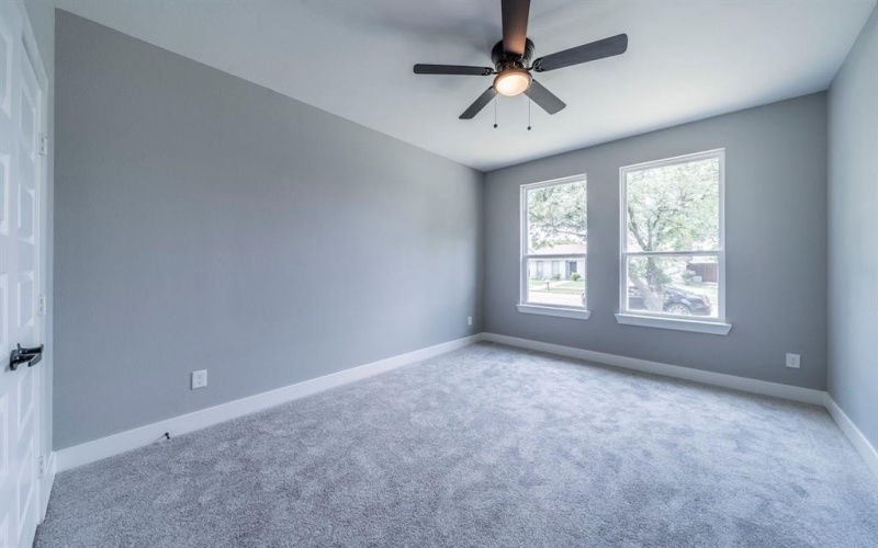 2021 Ash Hill Road, Carrollton, TX 75007, 3 Habitaciones Habitaciones , ,2 BañosBaños,Residential,En Venta,2021 Ash Hill Road,0,20961320