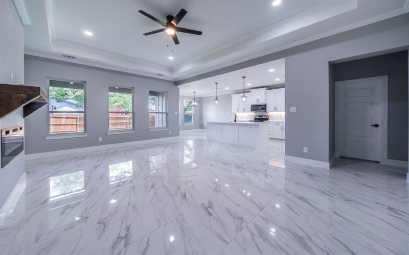 2021 Ash Hill Road, Carrollton, TX 75007, 3 Habitaciones Habitaciones , ,2 BañosBaños,Residential,En Venta,2021 Ash Hill Road,0,20961320