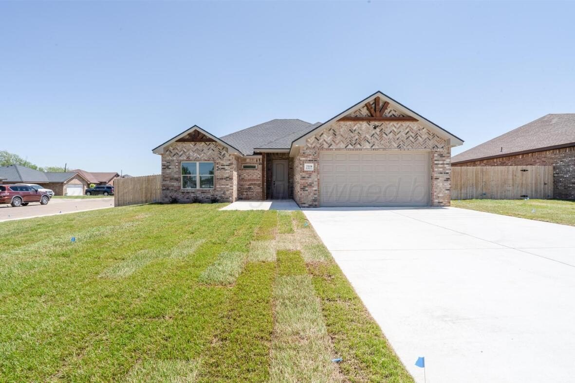 719 Prairie Avenue, Dumas, TX 79029, 3 Habitaciones Habitaciones , ,1 BañoBaños,Residential,En Venta,719 Prairie Avenue,25-4241